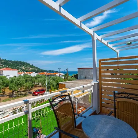 Kalesma Golden דירה כריסי אמודיה